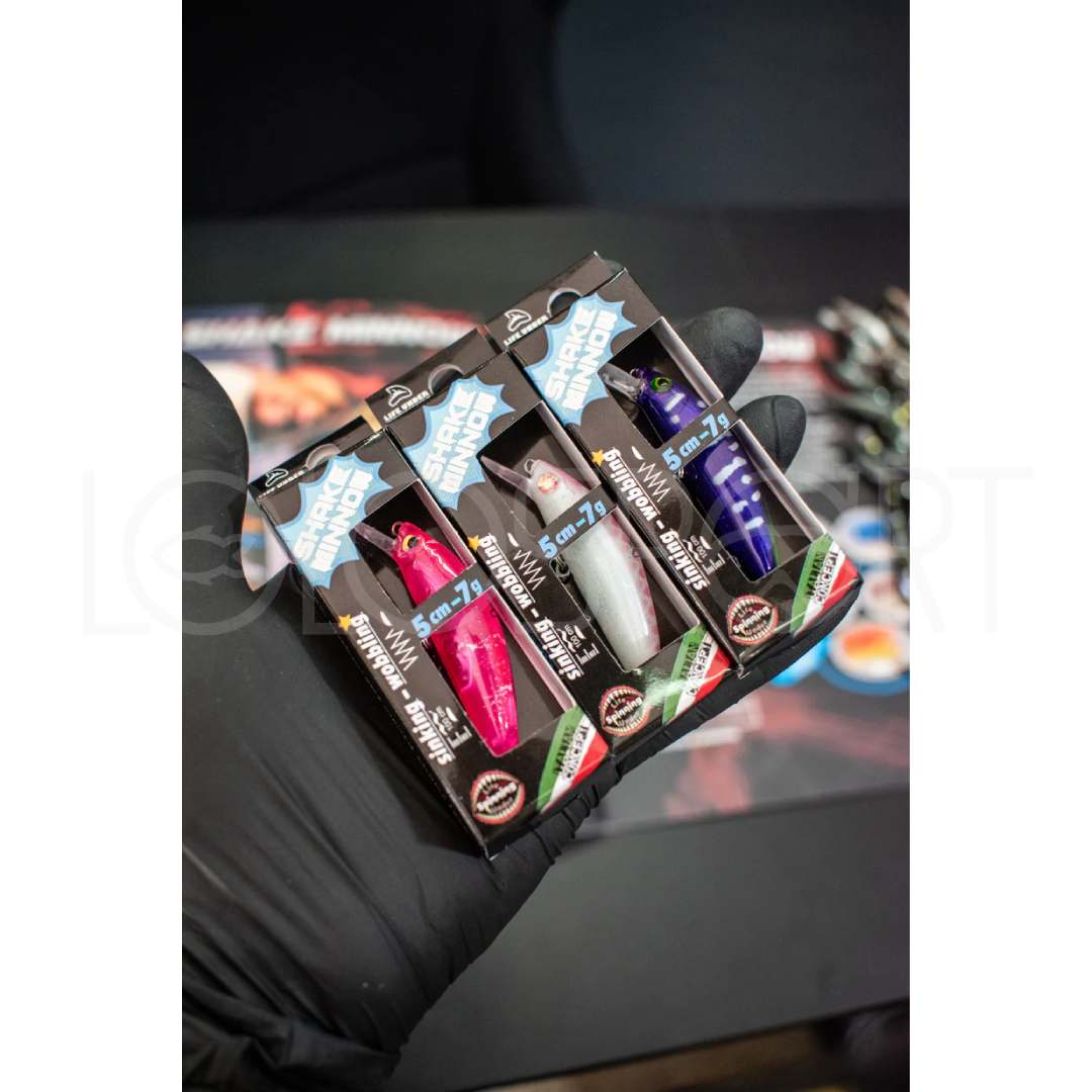 Life Under Spinning Shake minnow 50